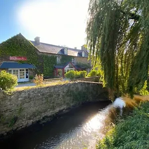 D'hôtes La Bégaudière Bed & Breakfast